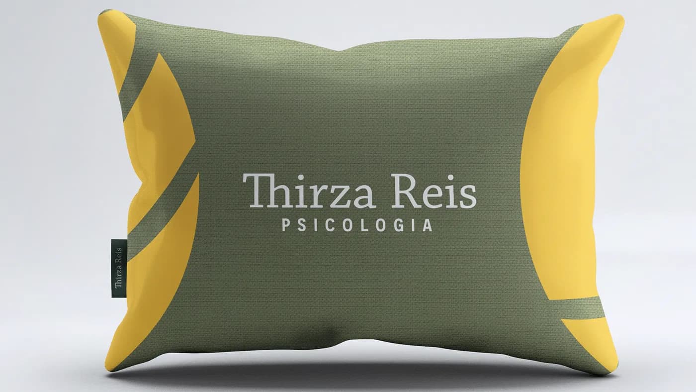 Thirza Reis: identidade visual e paleta e tipografia